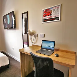 https://central-hotel-gloucester-by-roomsbooked.tophotelsbath.com