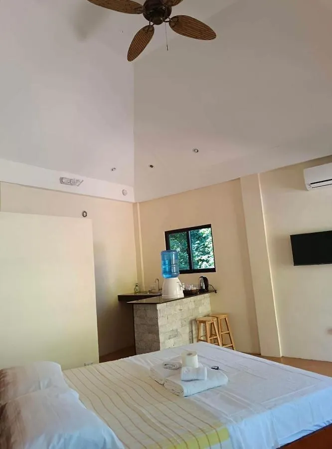 Tyner'S Place Panglao Resort